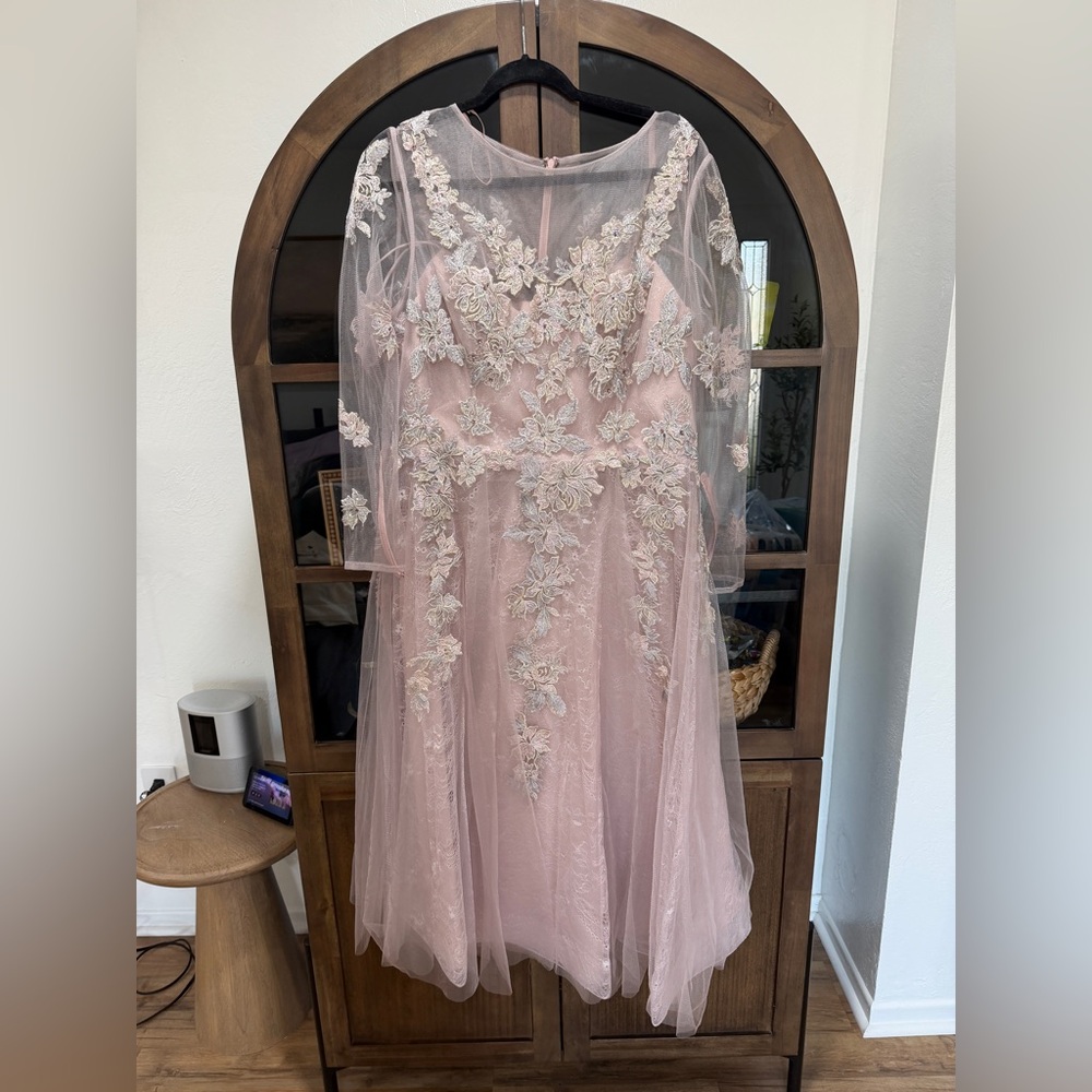 NWT Mac Duggal Elegant Lace Midi Dress in Blush Pink - Picture 5 of 11
